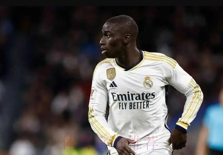 法媒:纽卡对皇马边后卫门迪感兴趣 并已开出高报价